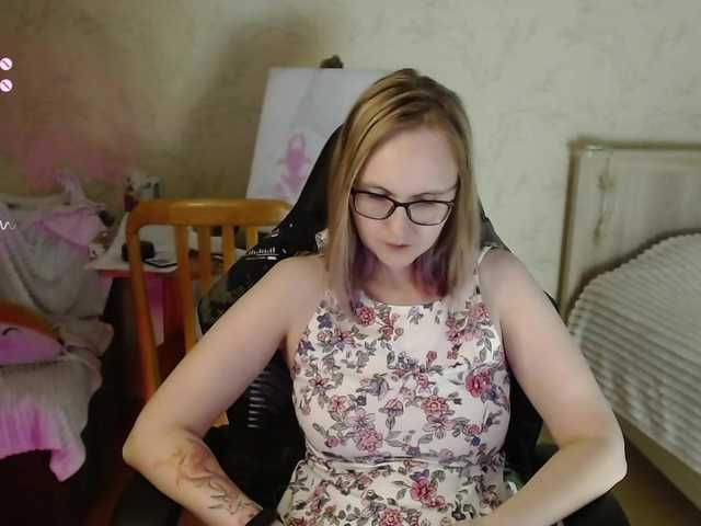 Discover Agathamott, she wants to masturbate for you agathamott from BongaCams