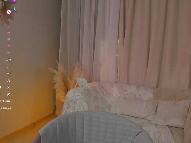  agathamott chat room