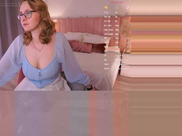 agathamott's BongaCams show and profile