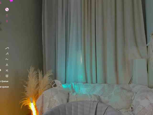 chat on live Agathamott