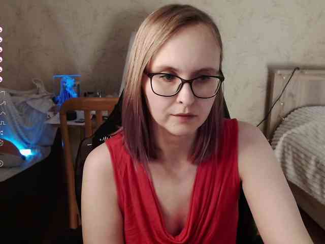 agathamott's webcam live show