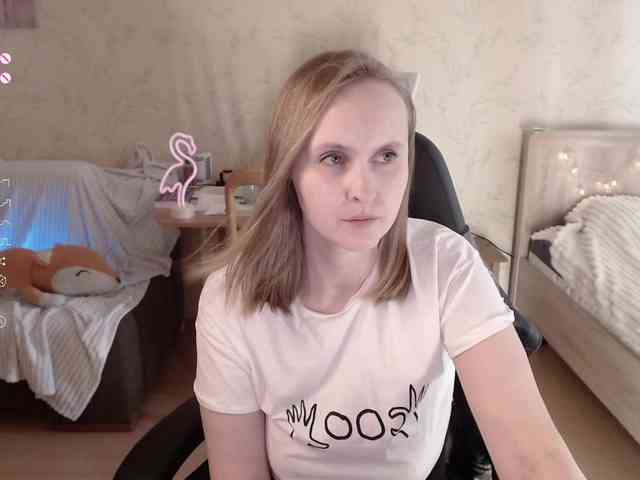 agathamott webcam