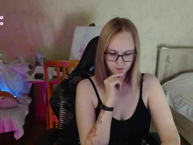 agathamott webcam