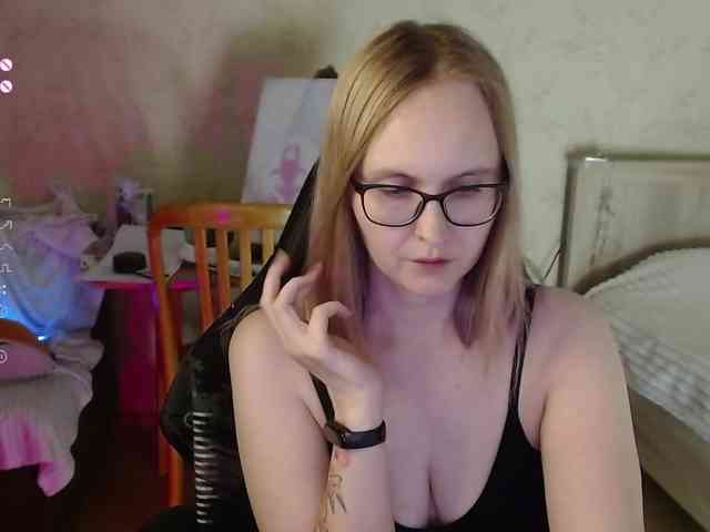 agathamott webcam
