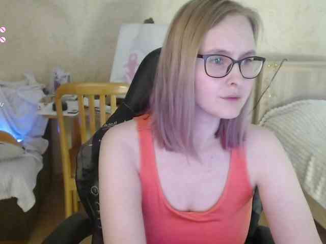 agathamott webcam