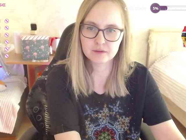 agathamott webcam