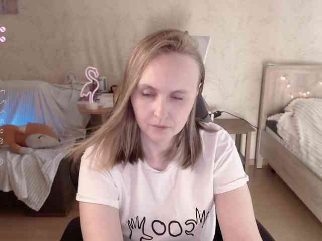 agathamott webcam
