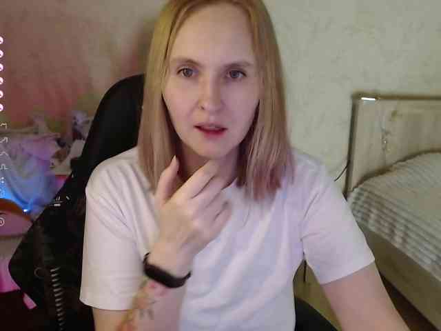 agathamott webcam