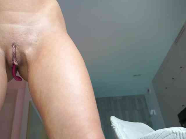 strip chatroom Sonya-reallsugar