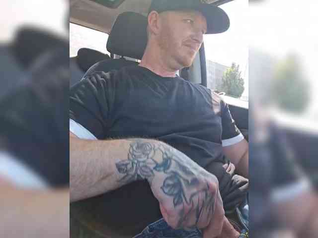 Jhothick Live Webcam on BongaCams