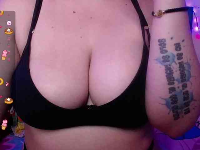 susan-zoro webcam