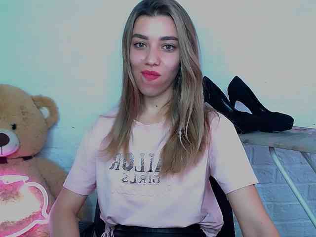 MaryamX webcam