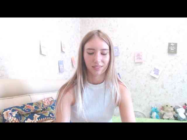 VanillaBlonde webcam
