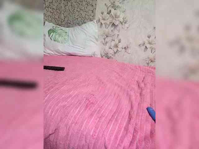 E1eanorEustacia webcam