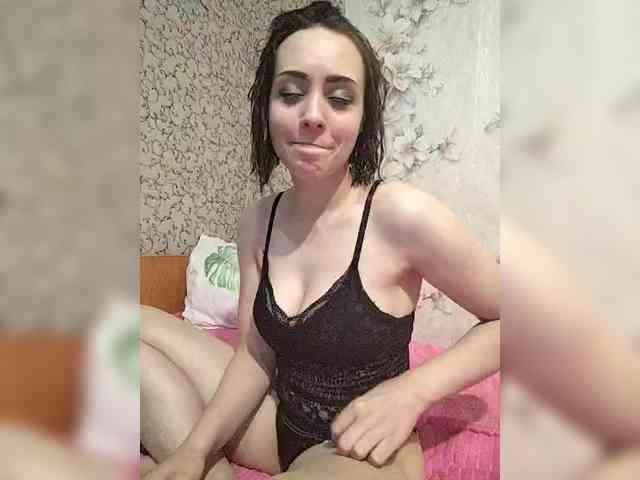 E1eanorEustacia webcam