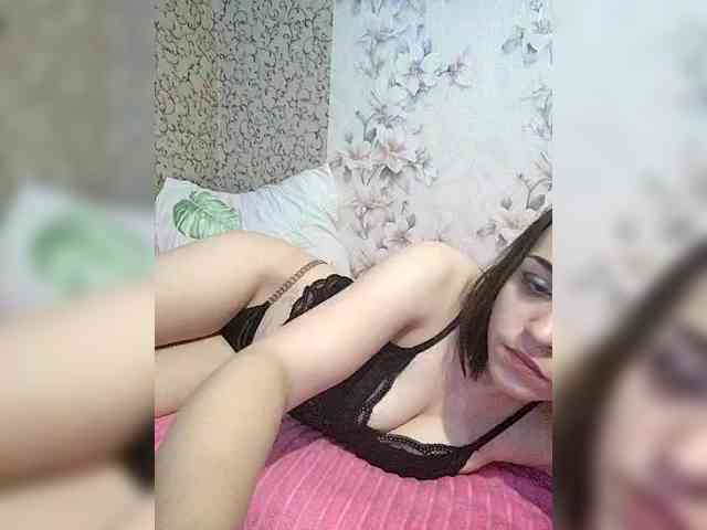 E1eanorEustacia webcam