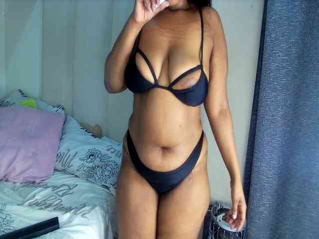 Sweetheartcocomwllow webcam