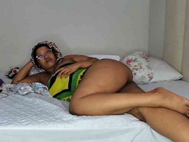 Sweetheartcocomwllow webcam