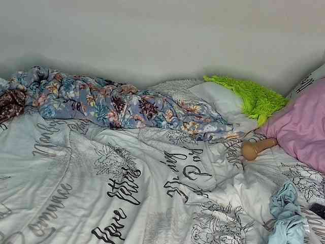Sweetheartcocomwllow webcam