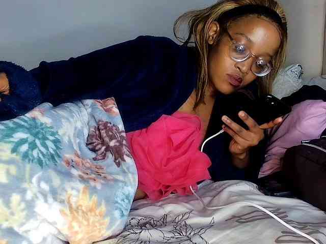 live nude chat room Sweetheartcocomwllow