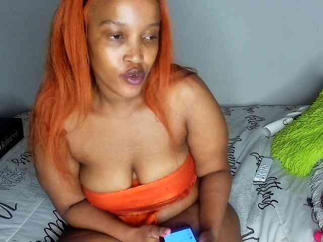 Sweetheartcocomwllow webcam