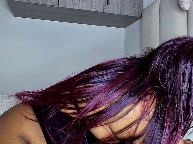 Sweetheartcocomwllow webcam