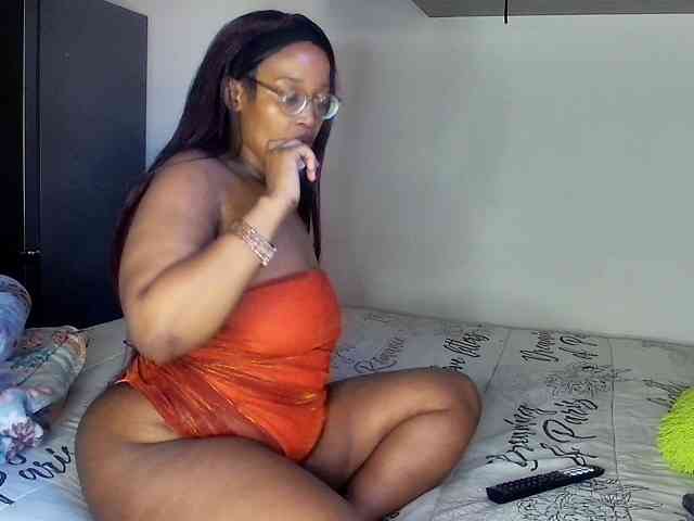Sweetheartcocomwllow webcam