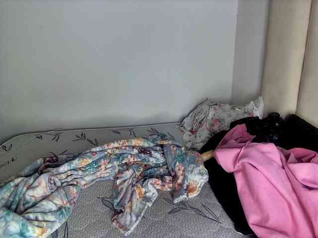 Sweetheartcocomwllow webcam