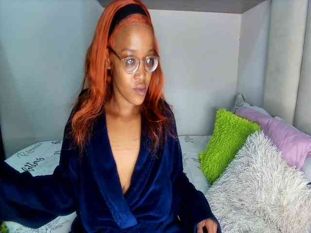 Sweetheartcocomwllow webcam