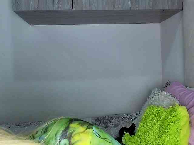 Sweetheartcocomwllow webcam