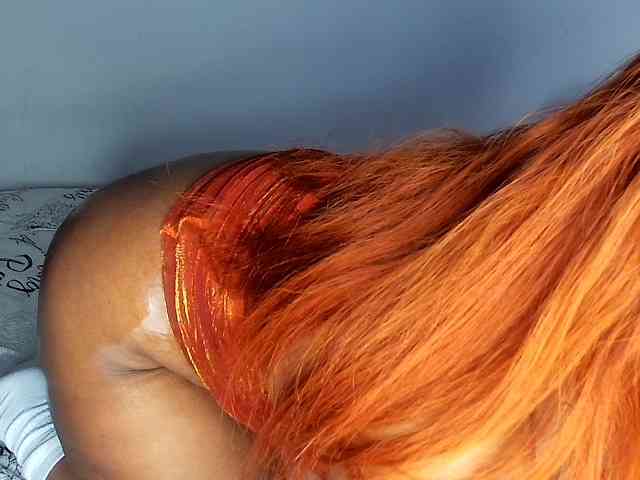 Sweetheartcocomwllow webcam