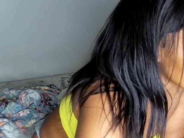 Sweetheartcocomwllow webcam