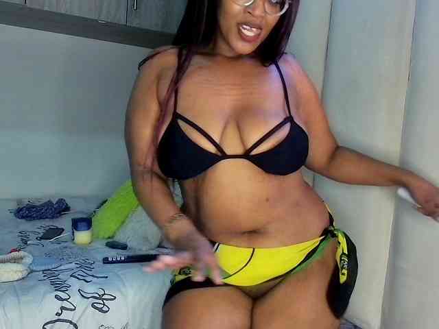 Sweetheartcocomwllow webcam