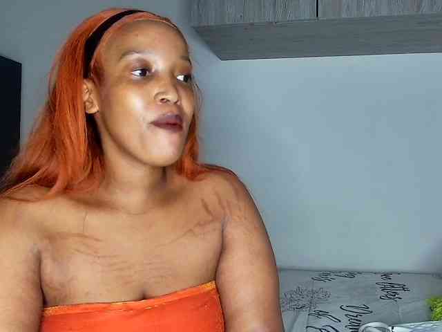 Sweetheartcocomwllow webcam