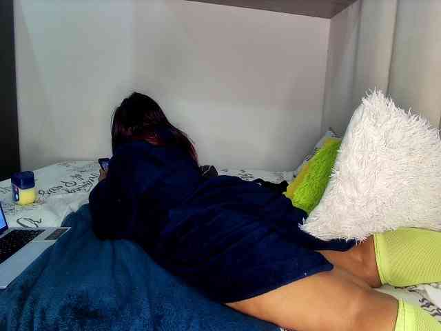 Sweetheartcocomwllow webcam