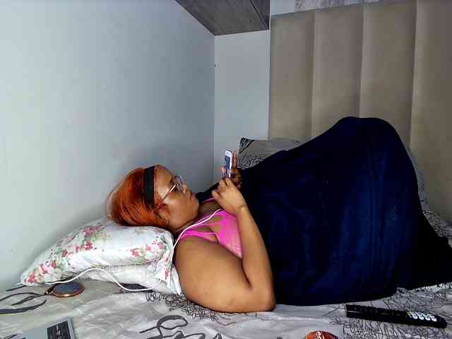 Sweetheartcocomwllow webcam