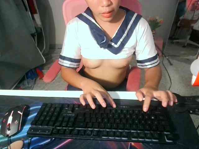 hornygirl25 webcam
