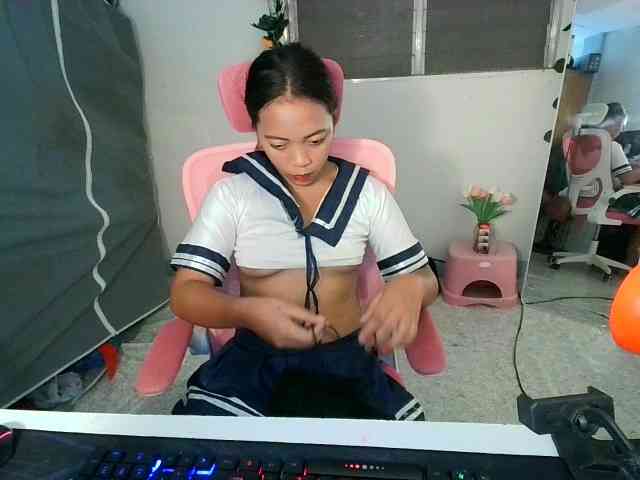 hornygirl25 webcam