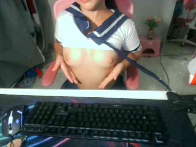 hornygirl25 webcam