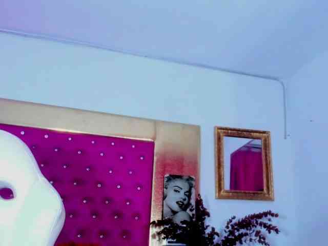 Sexyy-Engel Live Webcam on BongaCams