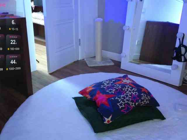 innerbloom webcam