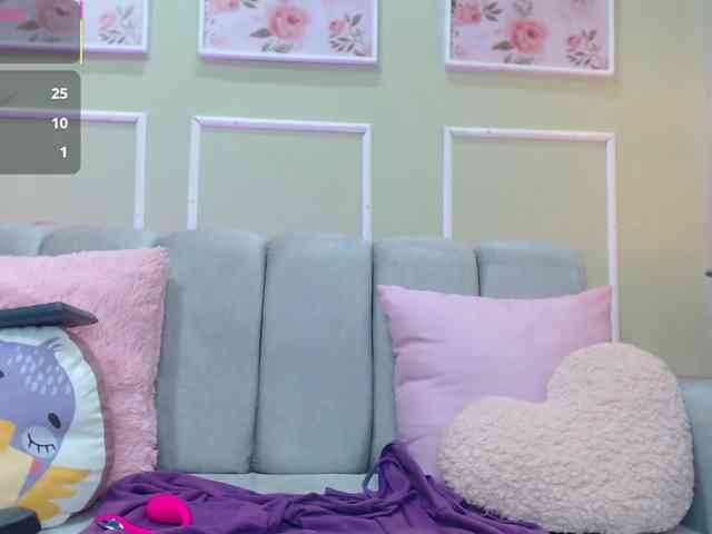 b4byMara webcam