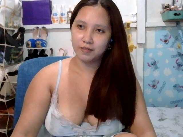  MrsWett chat room