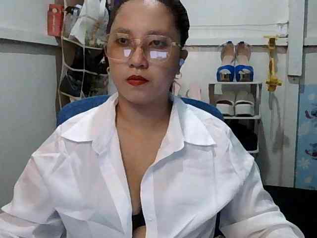 MrsWett webcam