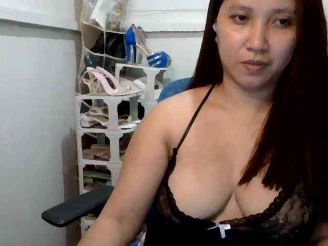 MrsWett webcam
