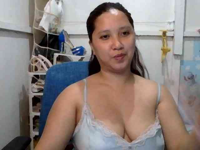 MrsWett webcam
