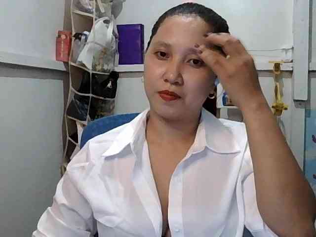 MrsWett webcam