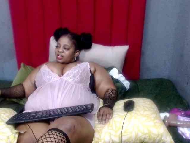 BustyBoobs webcam