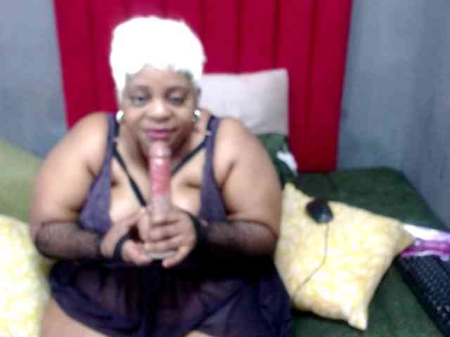 BustyBoobs webcam