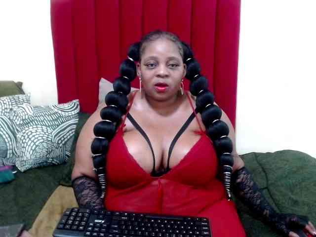BustyBoobs webcam